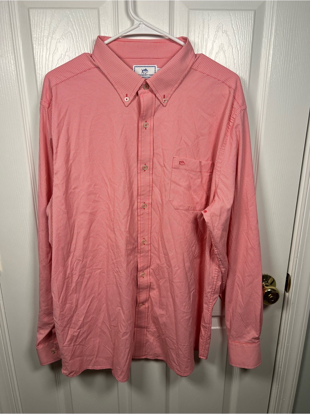 Southern Tide Men's Button-Down Shirt in Coral/reddish